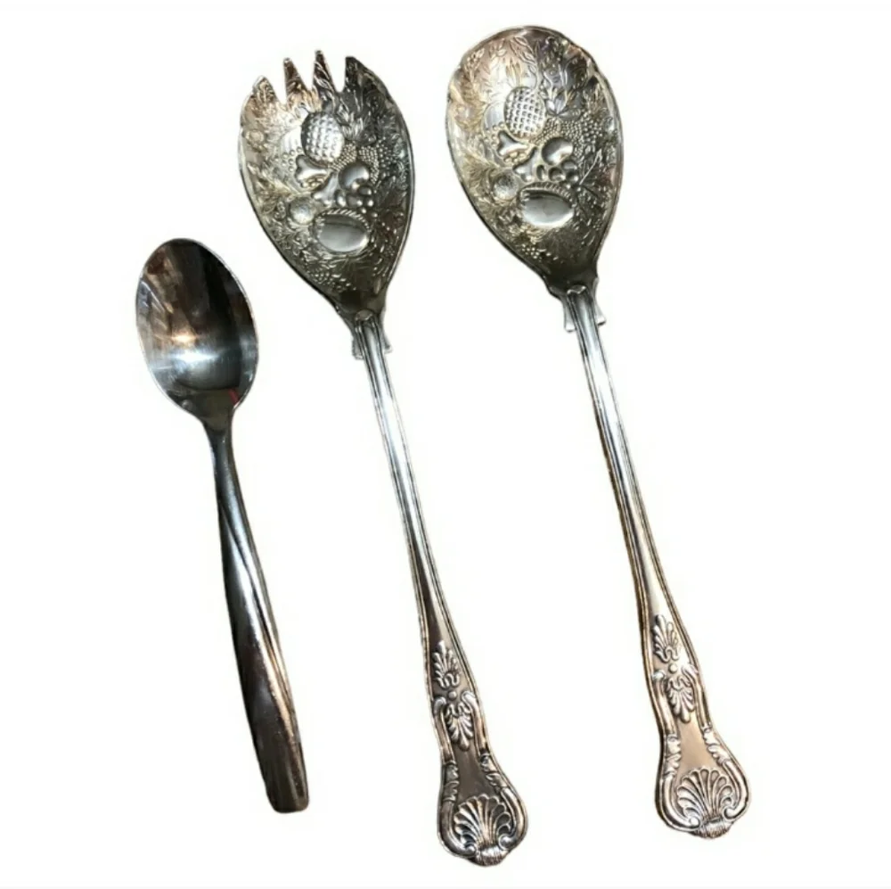 Vintage Silver Plated Serving Set - Kings Fruit MotifVintage EUC!